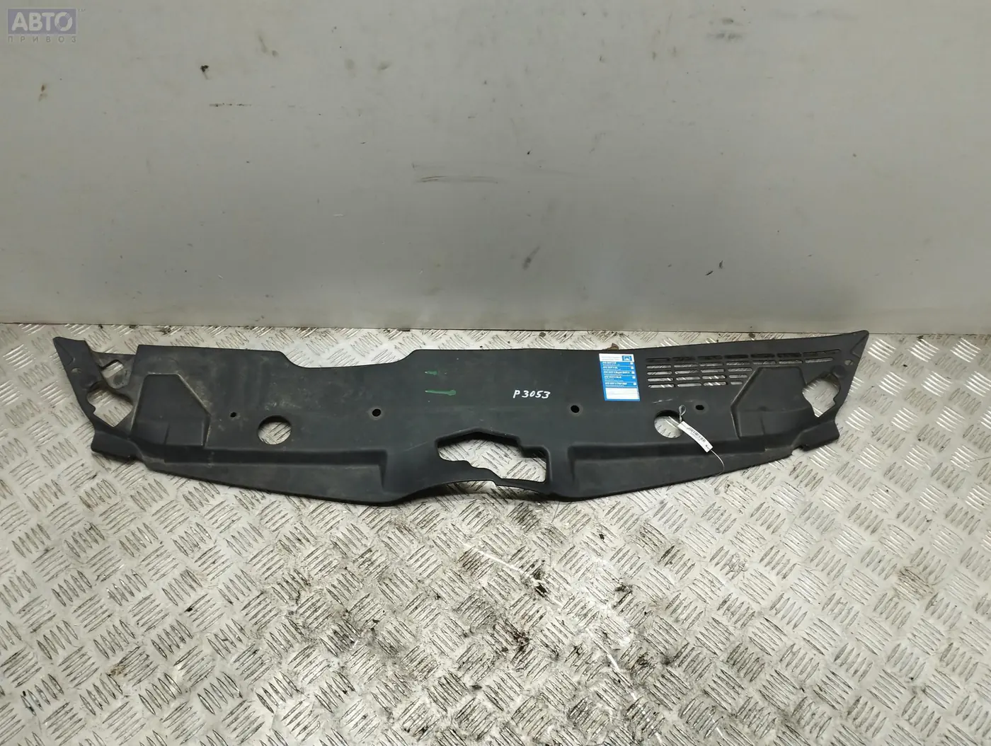 Накладка к Toyota Corolla Verso 2005