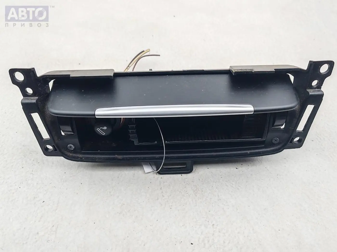Пепельница к Ford Mondeo 2012
