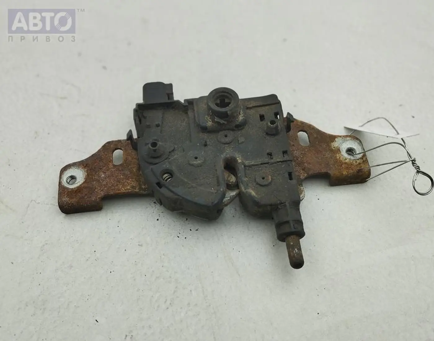 Замок капота к Ford Mondeo 2003