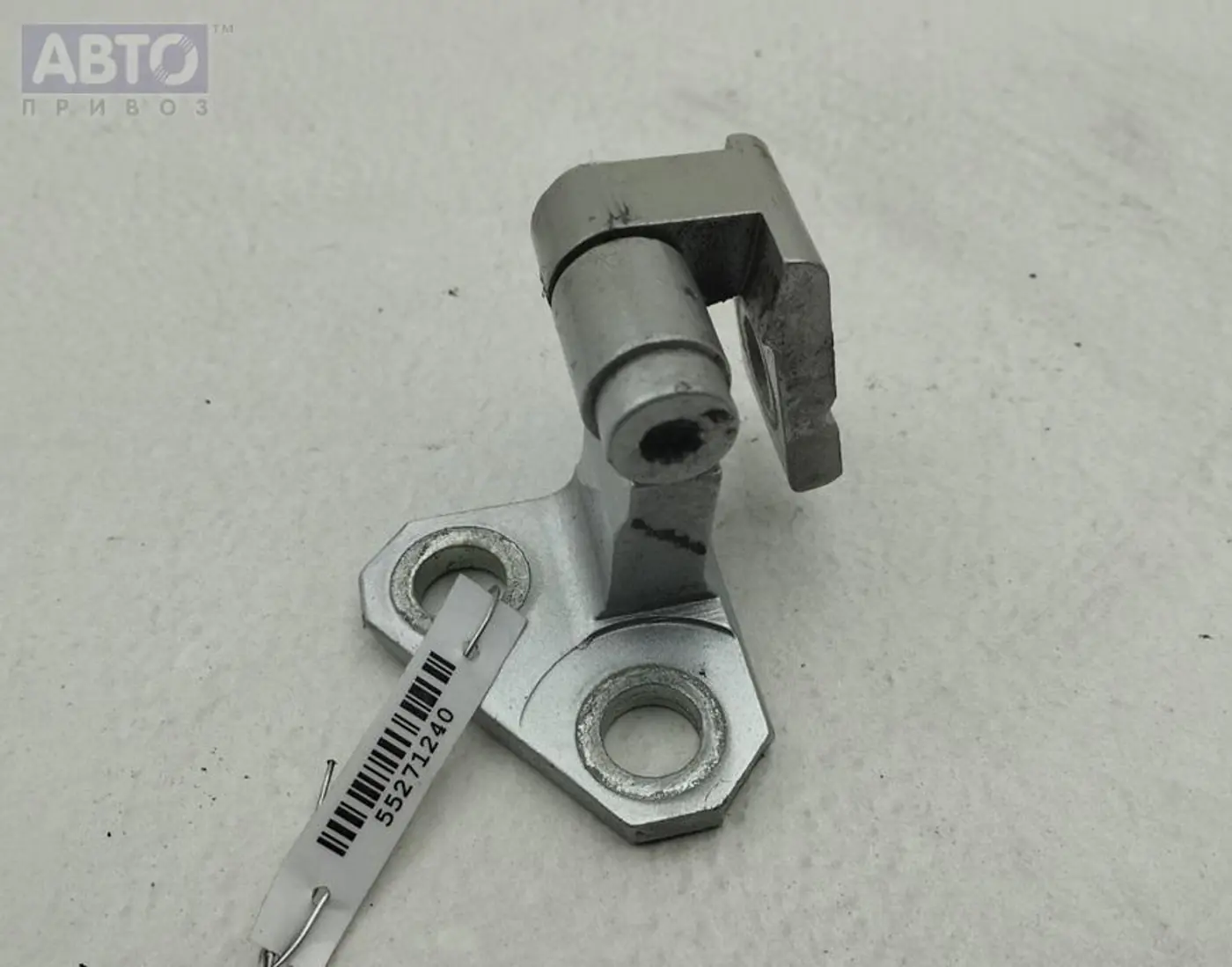 Петли к Volkswagen Passat 2006