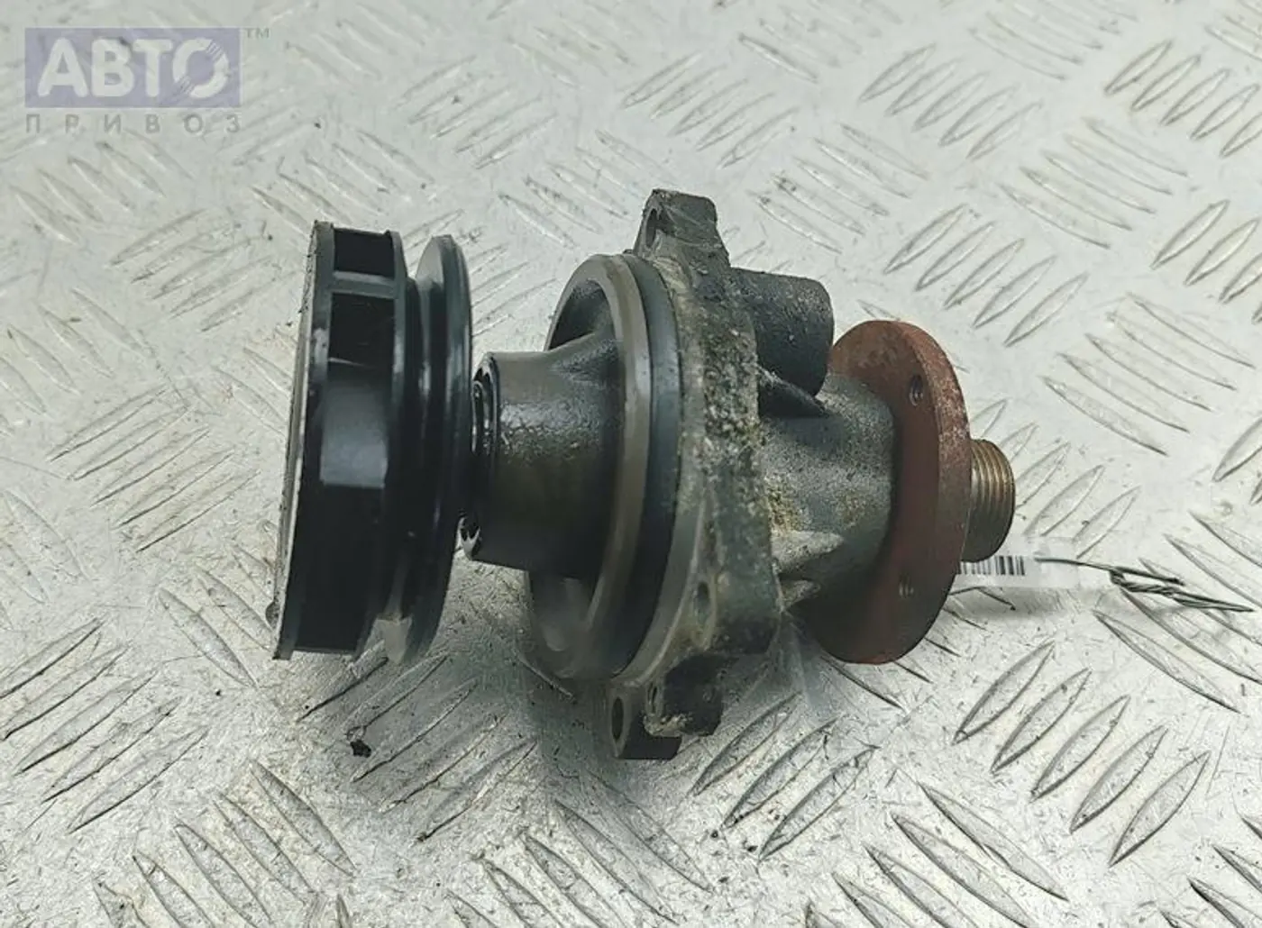 Помпа к BMW 5 series 1999