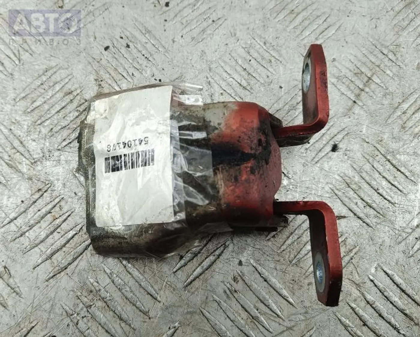 Петли к Suzuki SX4 2007