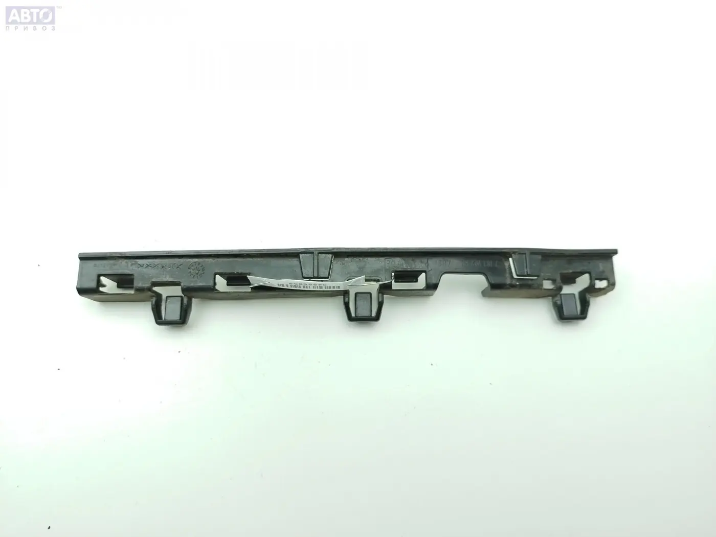 Кронштейн крыла  к BMW 7 series 2012