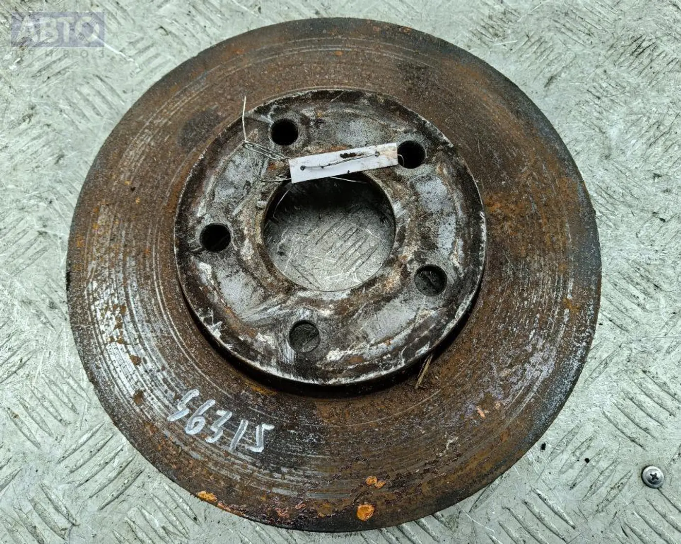 Диск тормозной передний к Ford C-MAX 2004