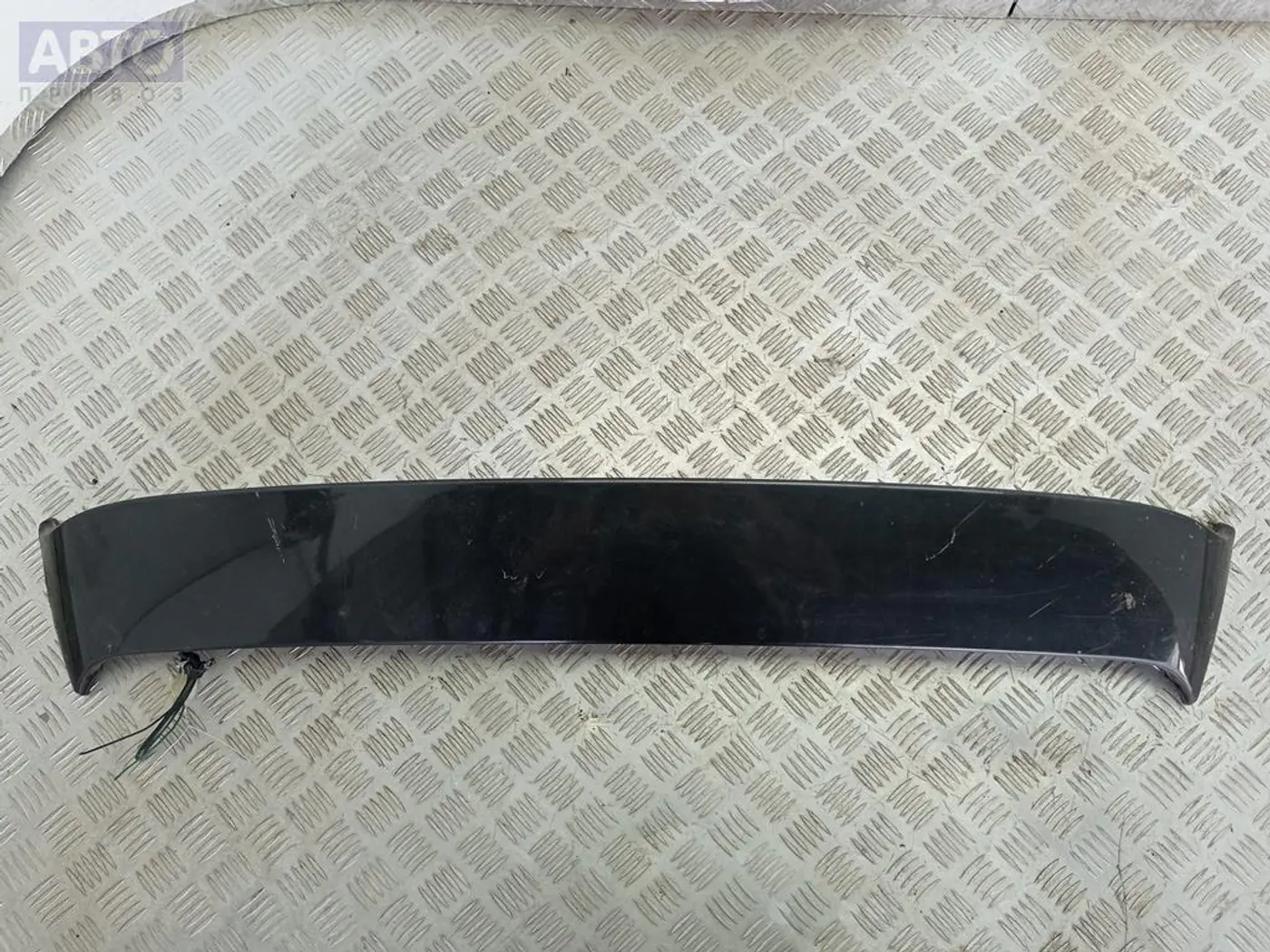 Спойлер к Mitsubishi Sigma 1996