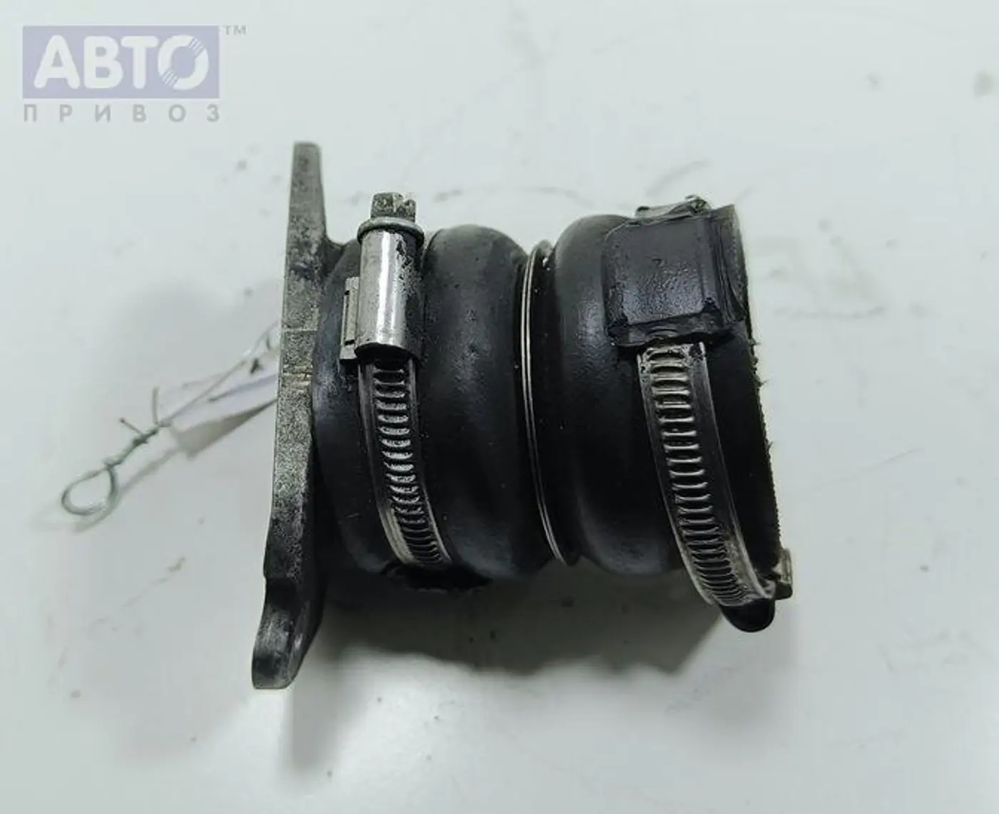 Патрубок к Ford C-MAX 2008