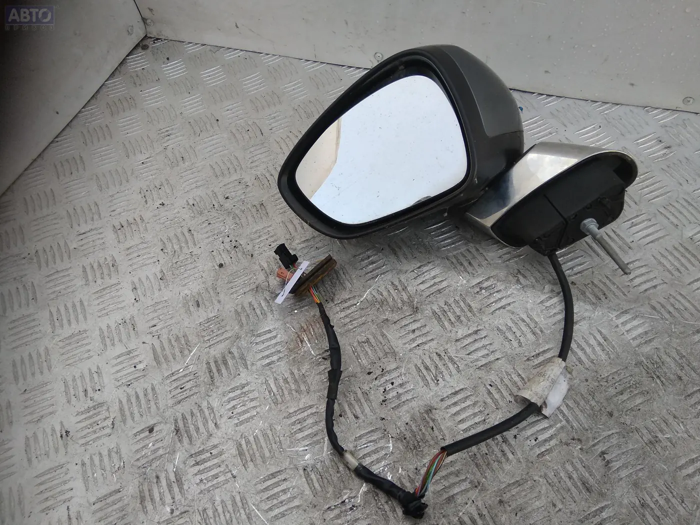 Руль к Citroen C3 2011