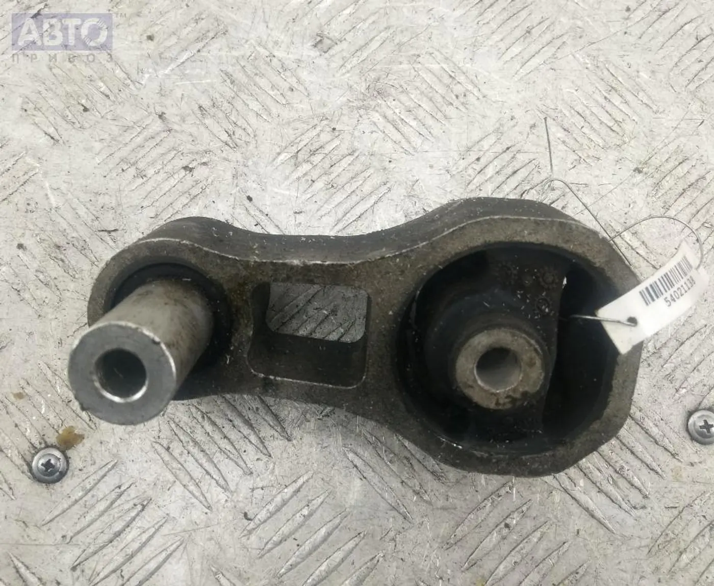 Подушка крепления двигателя к Ford Fusion 2004