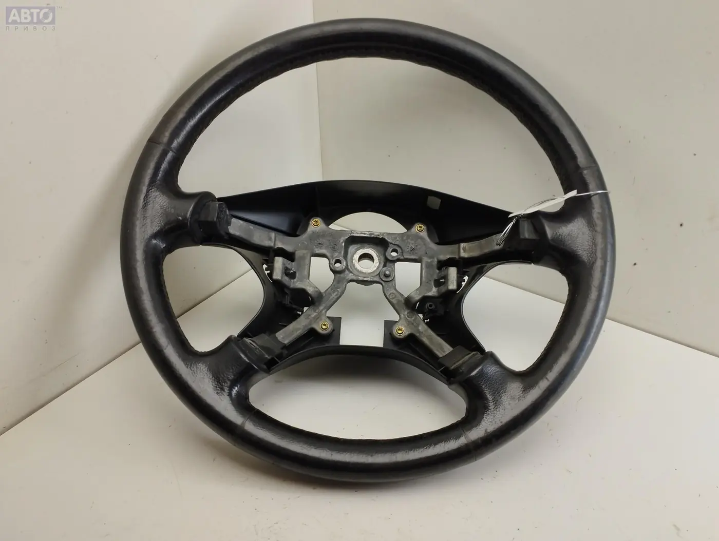 Руль к Mitsubishi Carisma 2001