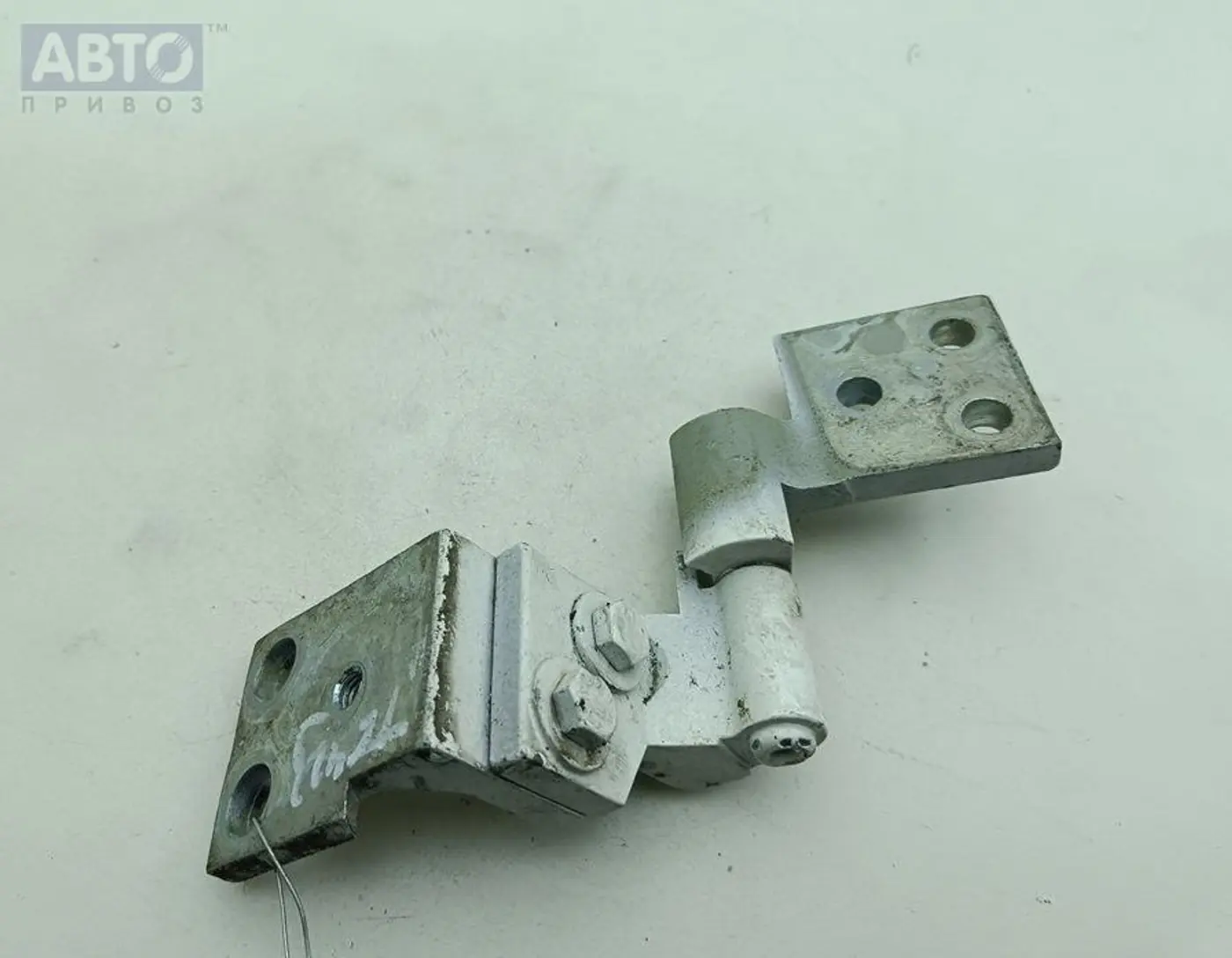 Петли к Citroen Berlingo 2005