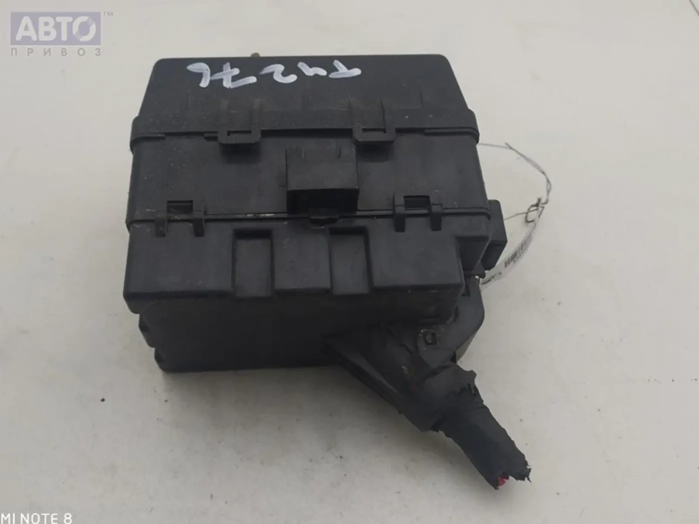 Короб предохранителей к Hyundai i30 2008