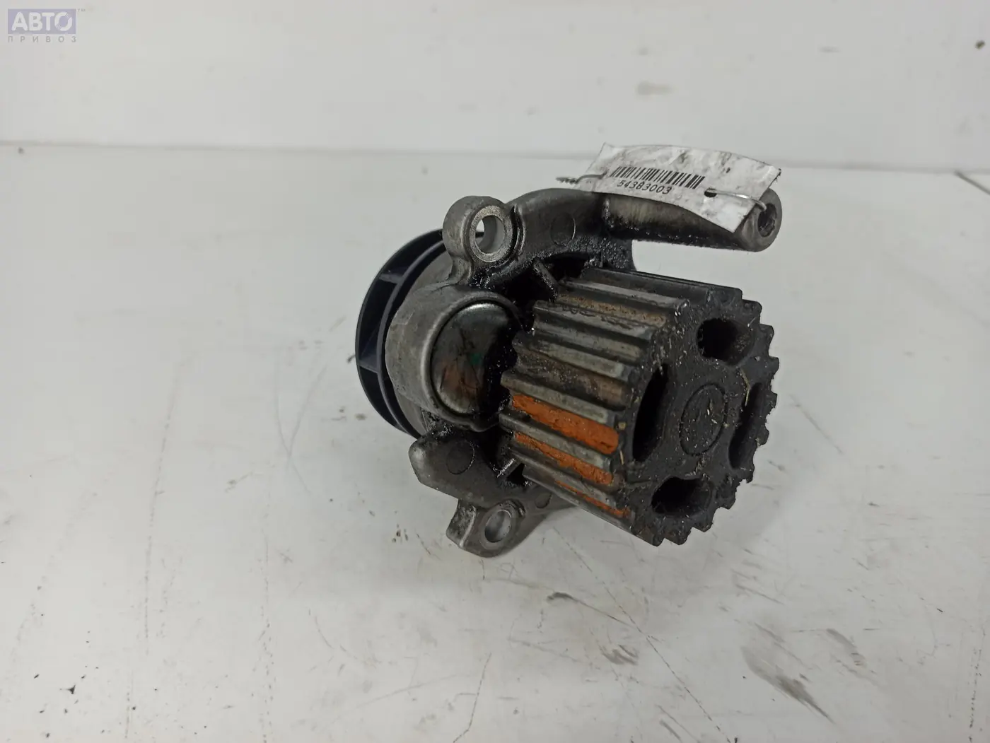 Помпа к Audi A4 2005