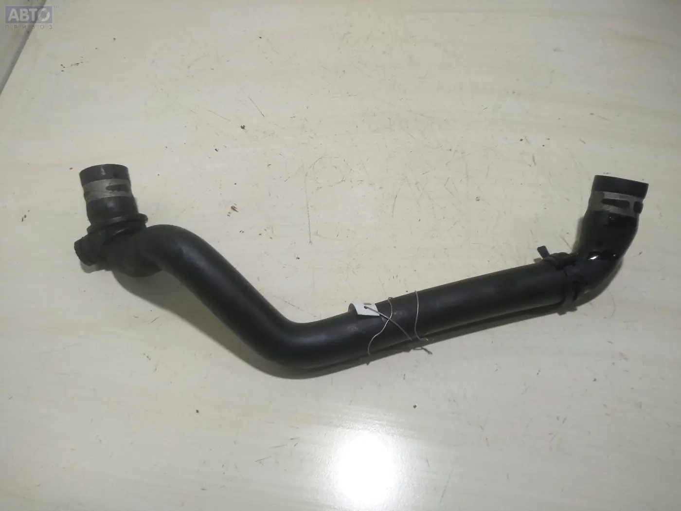 Патрубок к Peugeot 307 2002