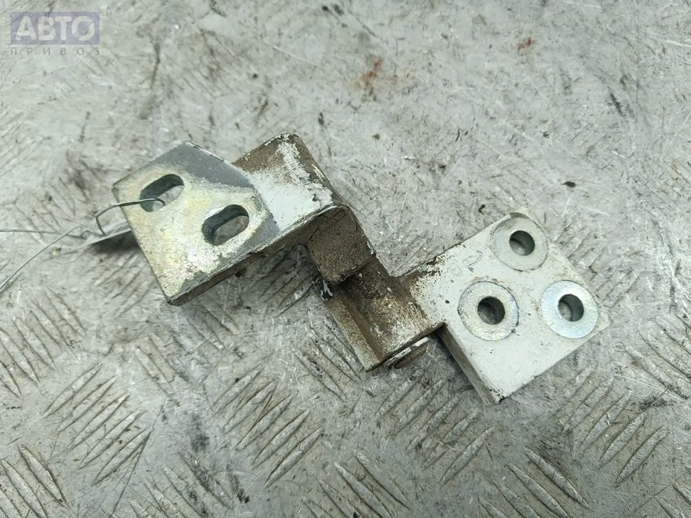 Петли к Citroen Berlingo 2003