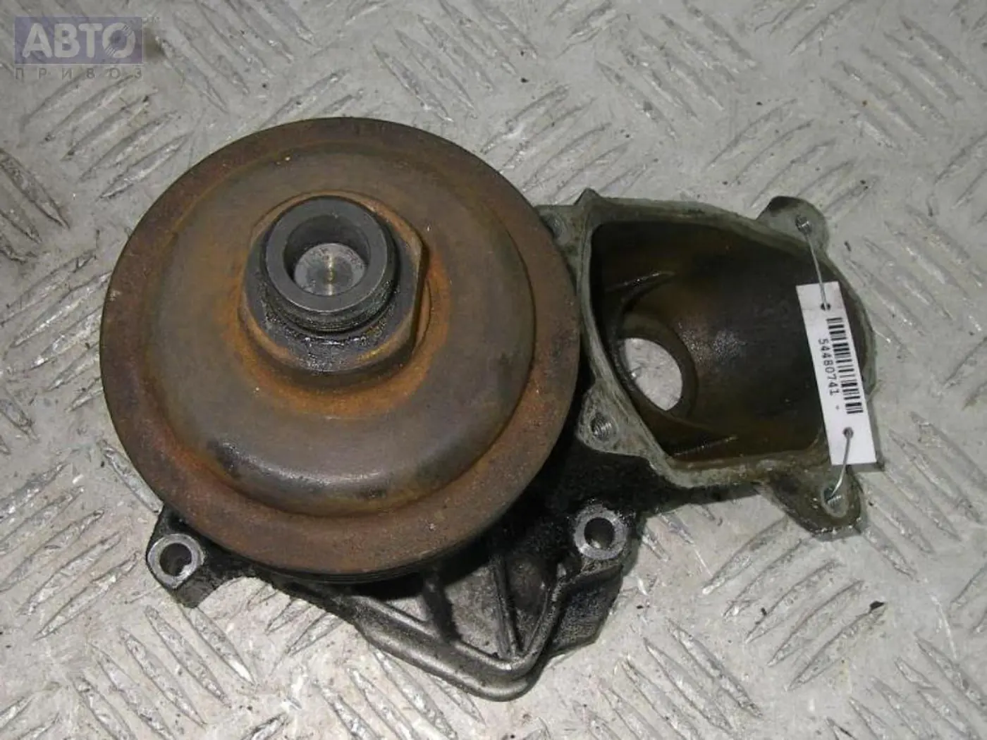 Помпа к BMW 3 series 2005