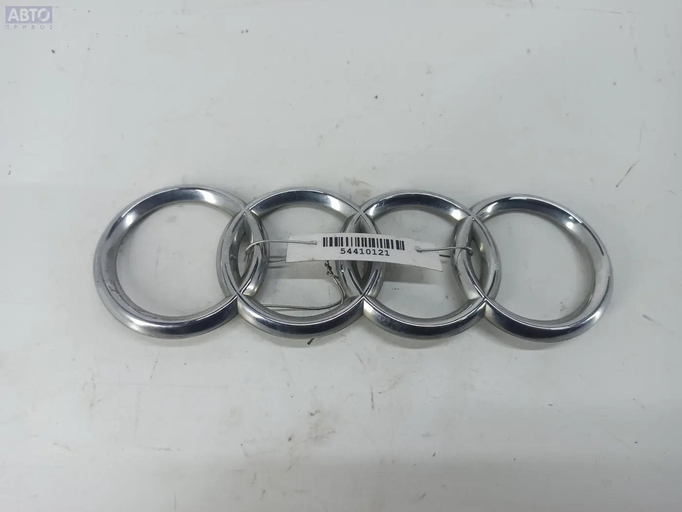 Эмблема к Audi A4 1996