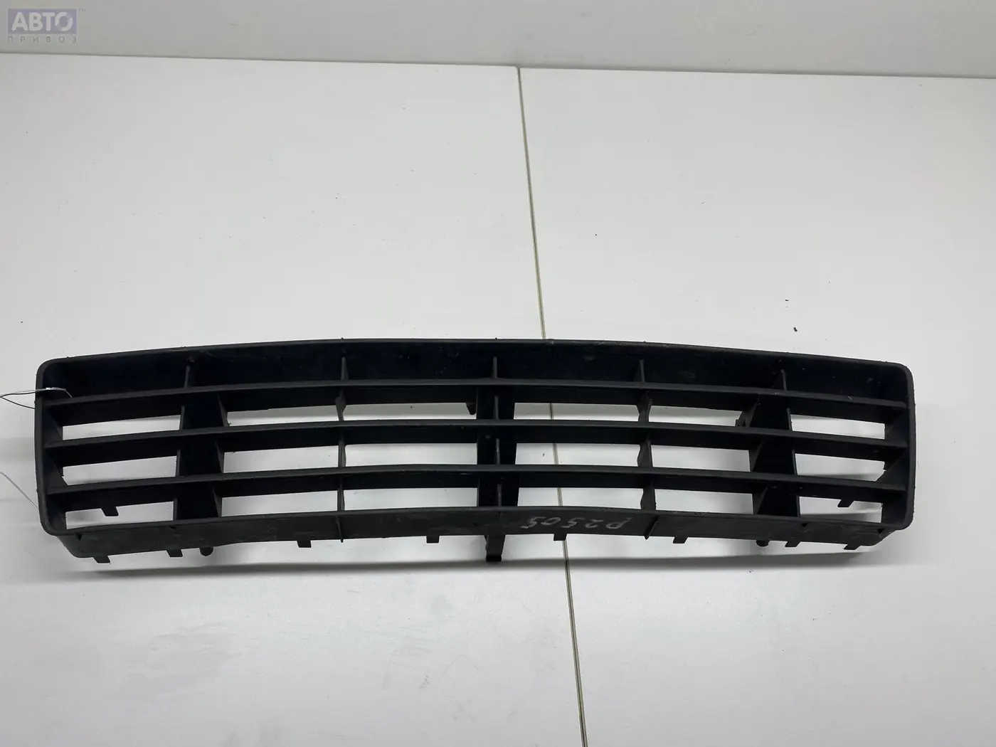 Решетка бампера к Audi A6 2000