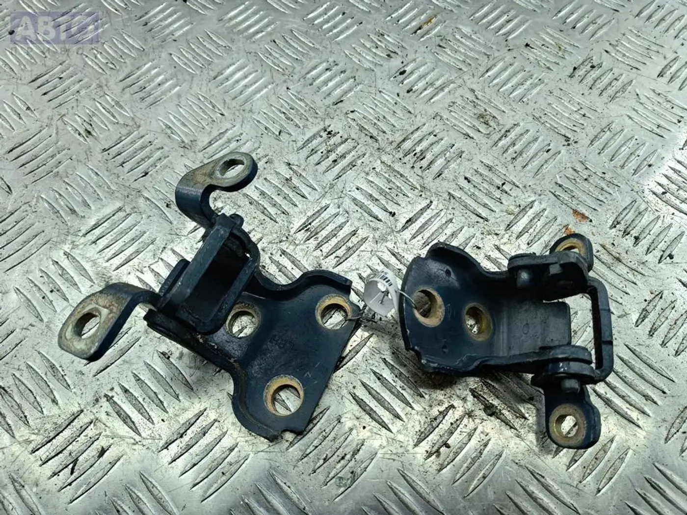 Петля двери к Rover 75 2002