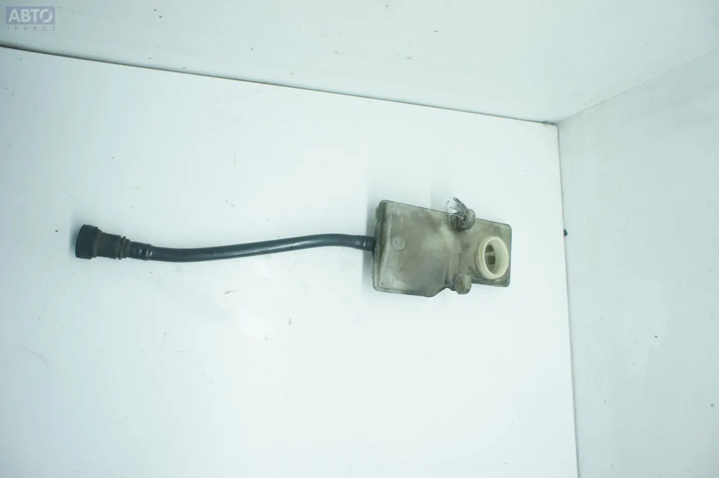 Бачок кондиционера к Ford C-MAX 2004