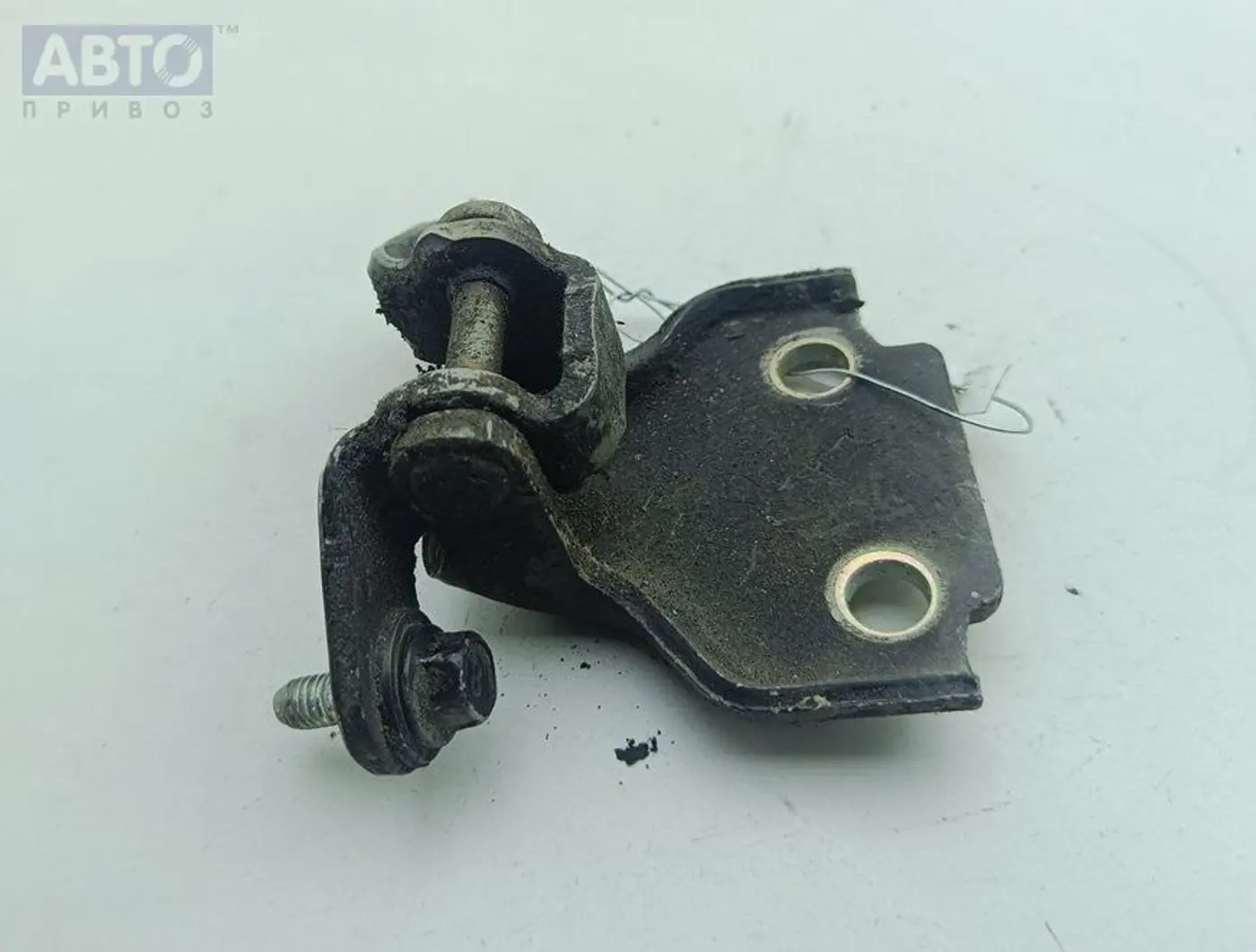 Петли к Daewoo Lanos 1998