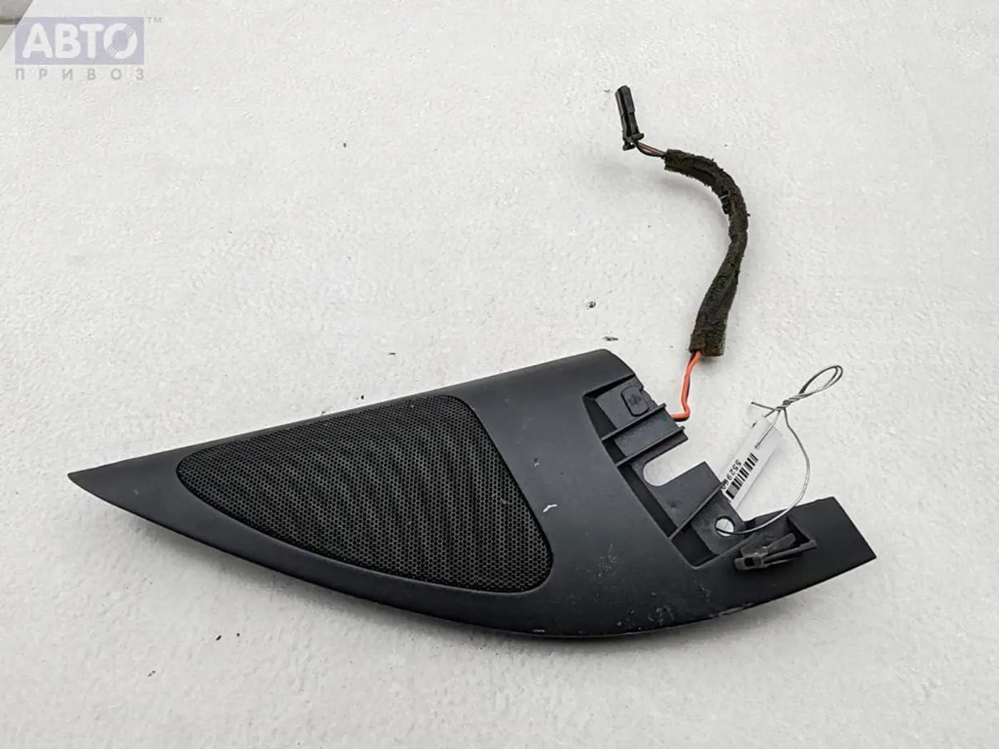 Накладка к Volkswagen Golf 2000