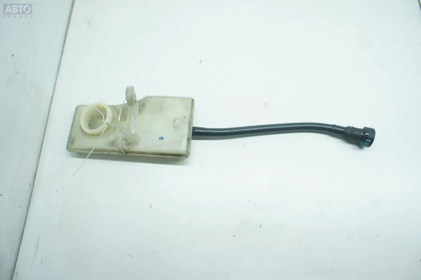 Бачок кондиционера к Ford C-MAX 2005