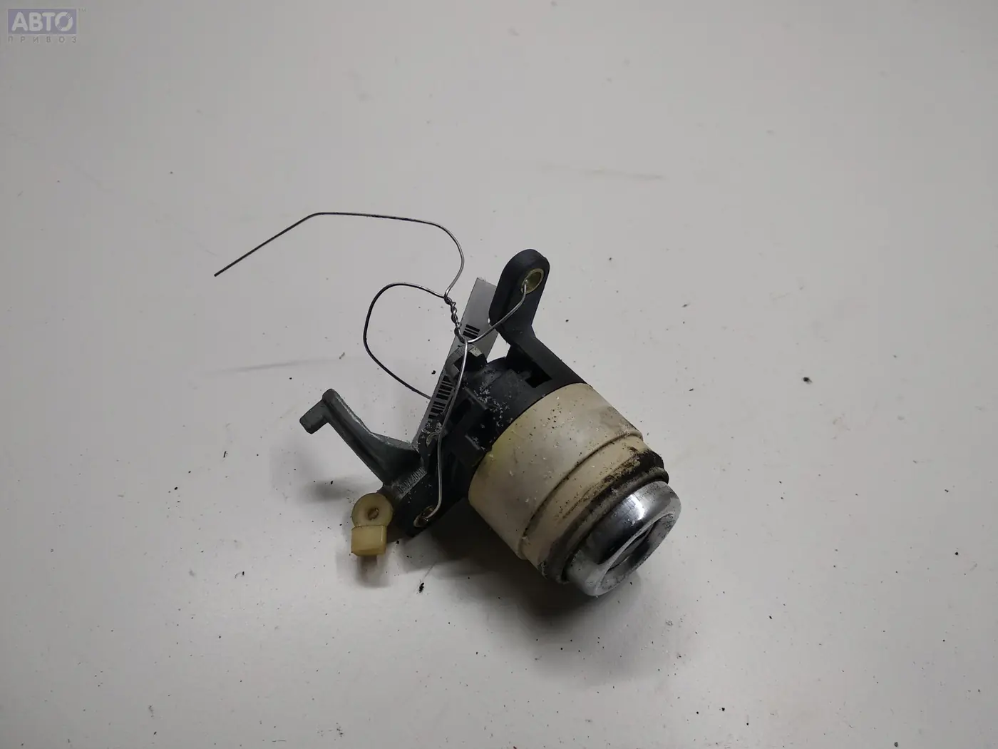 Кнопка  к Audi 80 1990