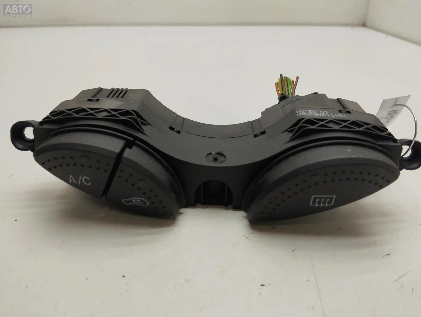 Кнопка  к Ford Focus 2004
