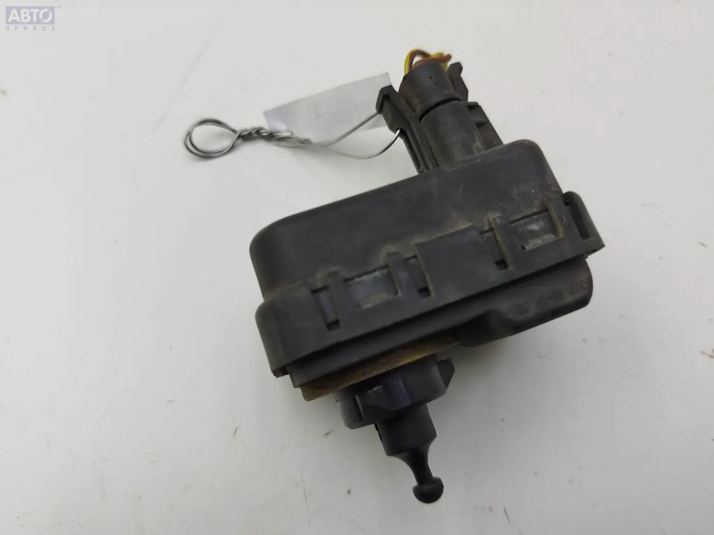 Корректор фар к Opel Zafira 2001