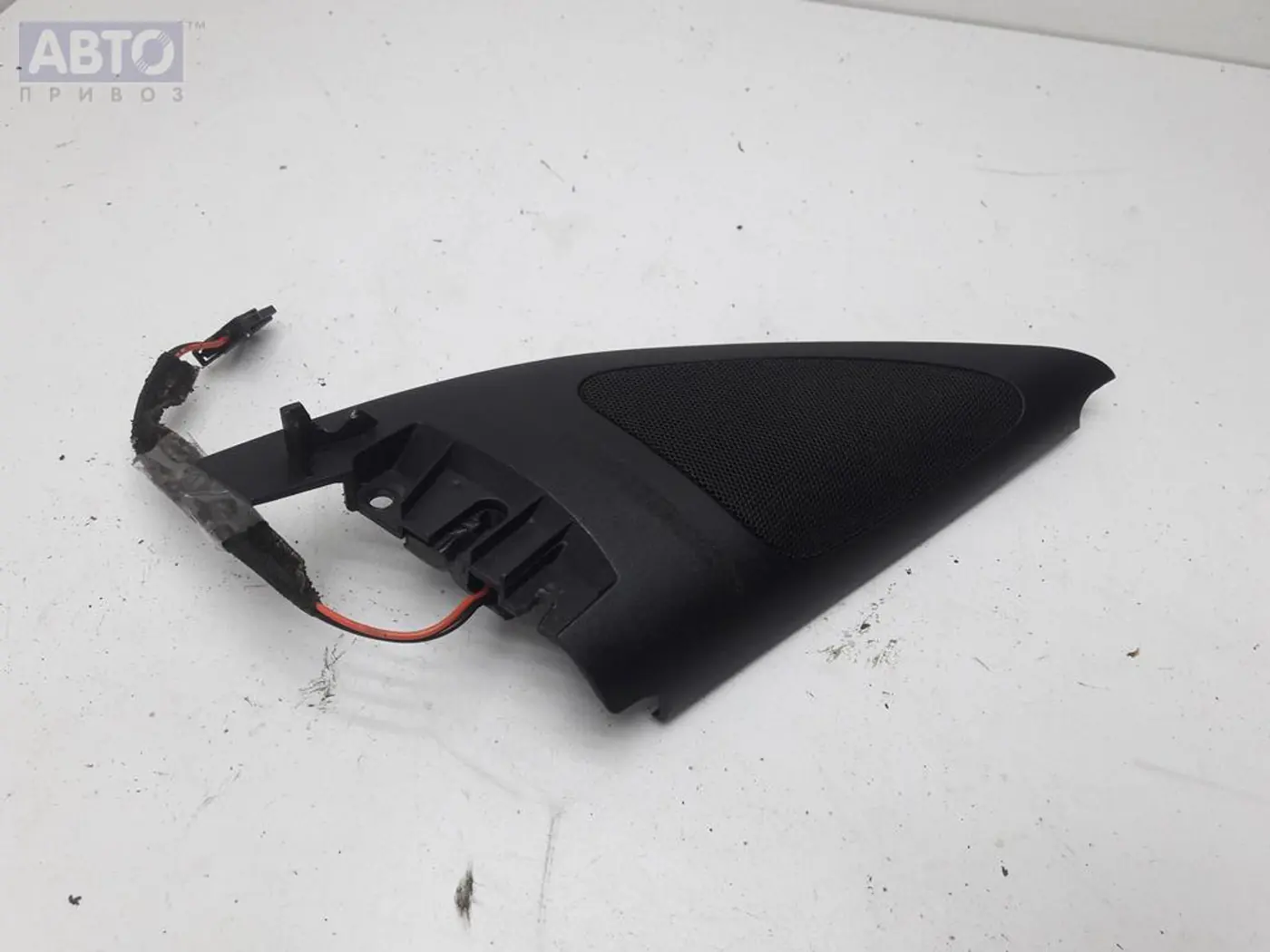 Накладка к Volkswagen Golf 2000
