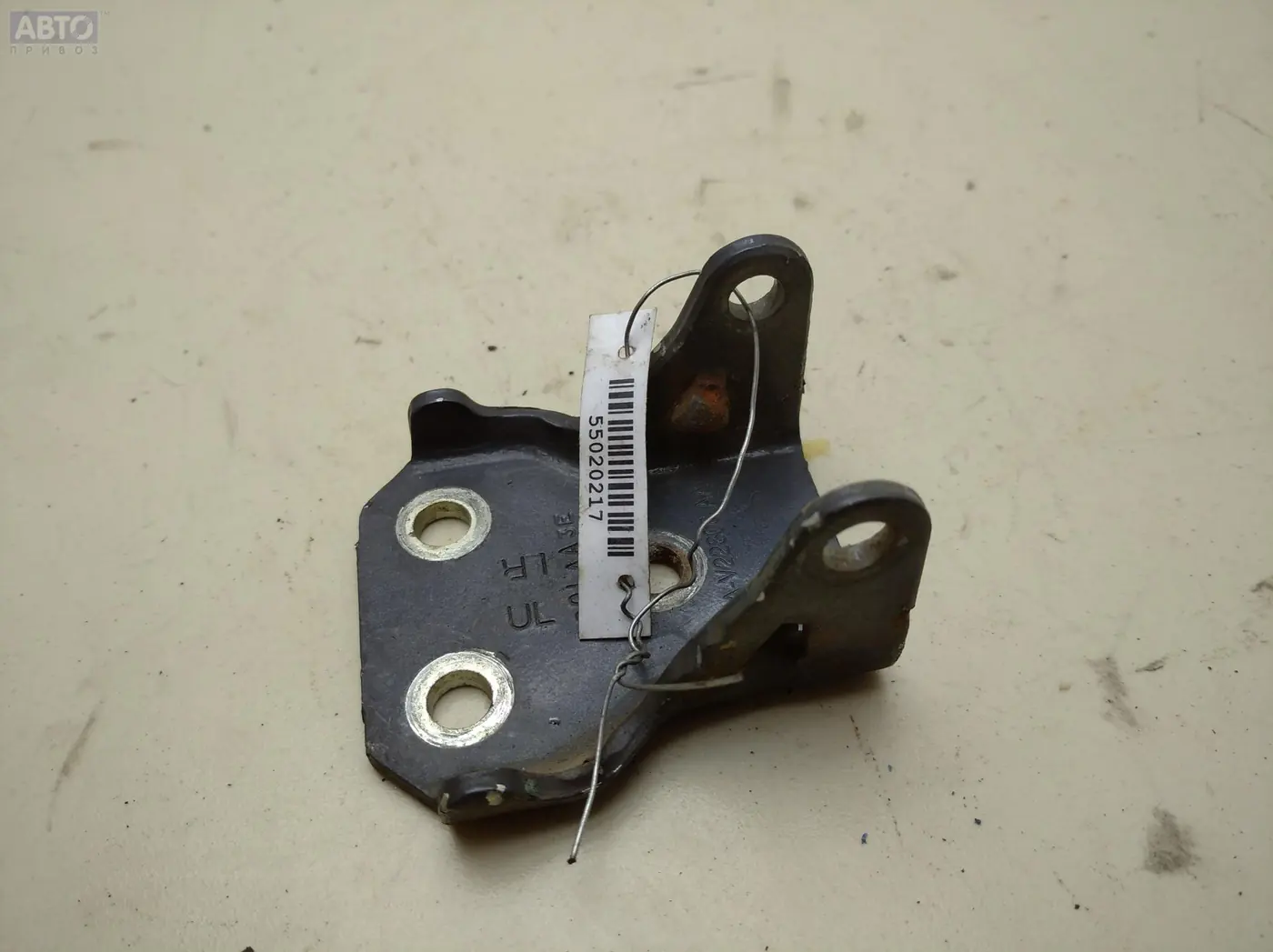 Петли к Ford Transit 2013
