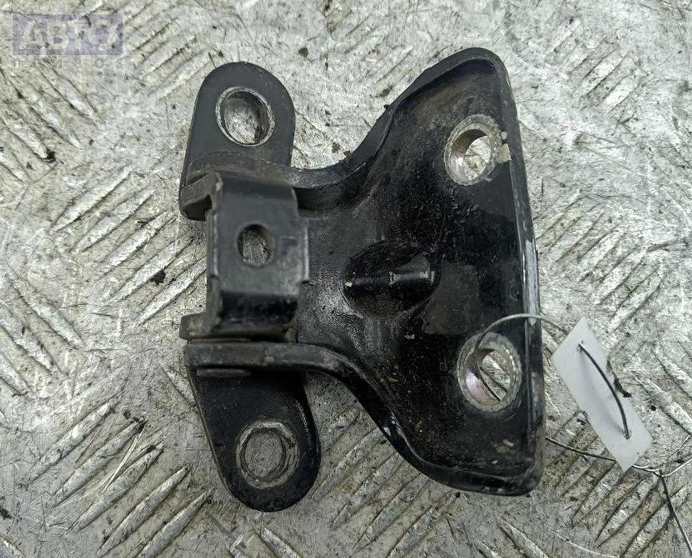 Петли к Hyundai Sonata 2010