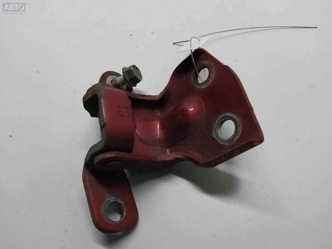 Петли к Mazda 323 1997