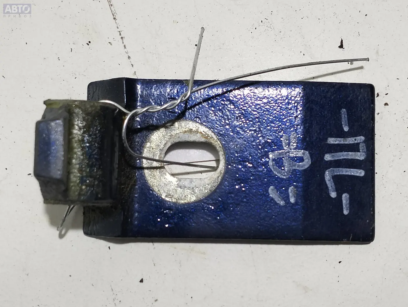 Петли к Peugeot 607 2002