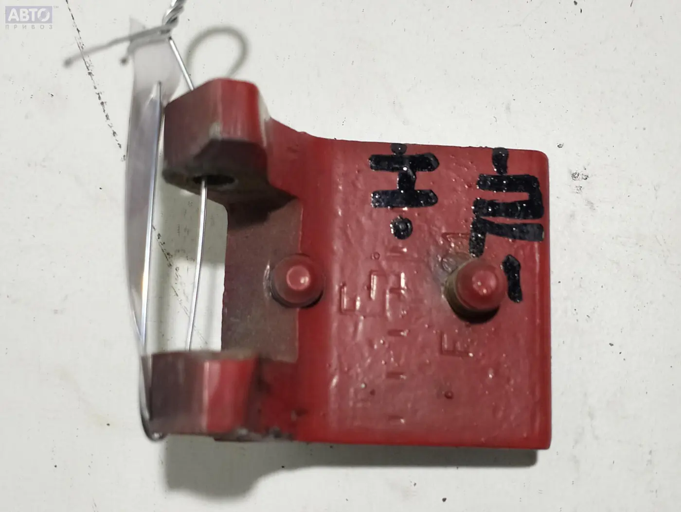 Петли к Peugeot 309 1991