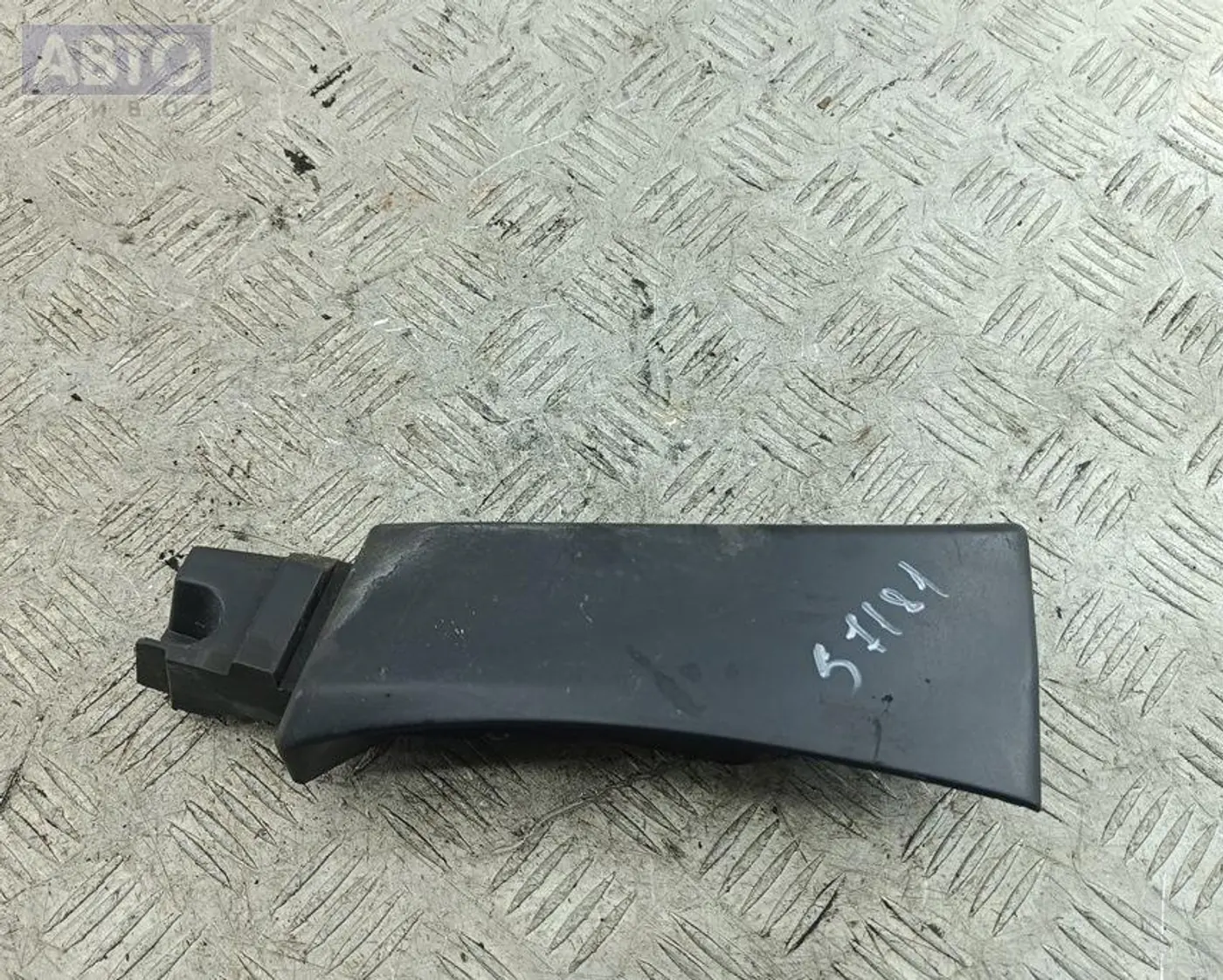 Молдинг крыла к Subaru Forester 2003