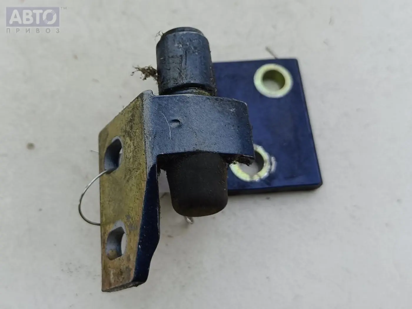 Петли к Peugeot 406 1997