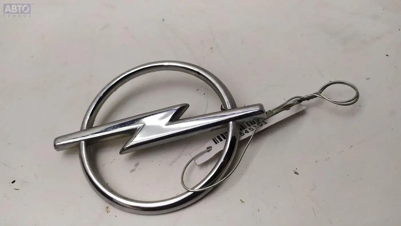 Эмблема к Opel Vectra 2000