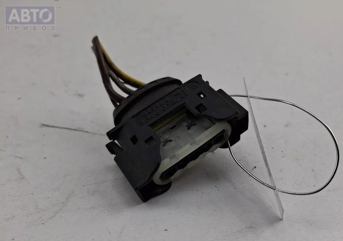 Разъем AUX / USB к Mercedes-Benz C-klasse 2001