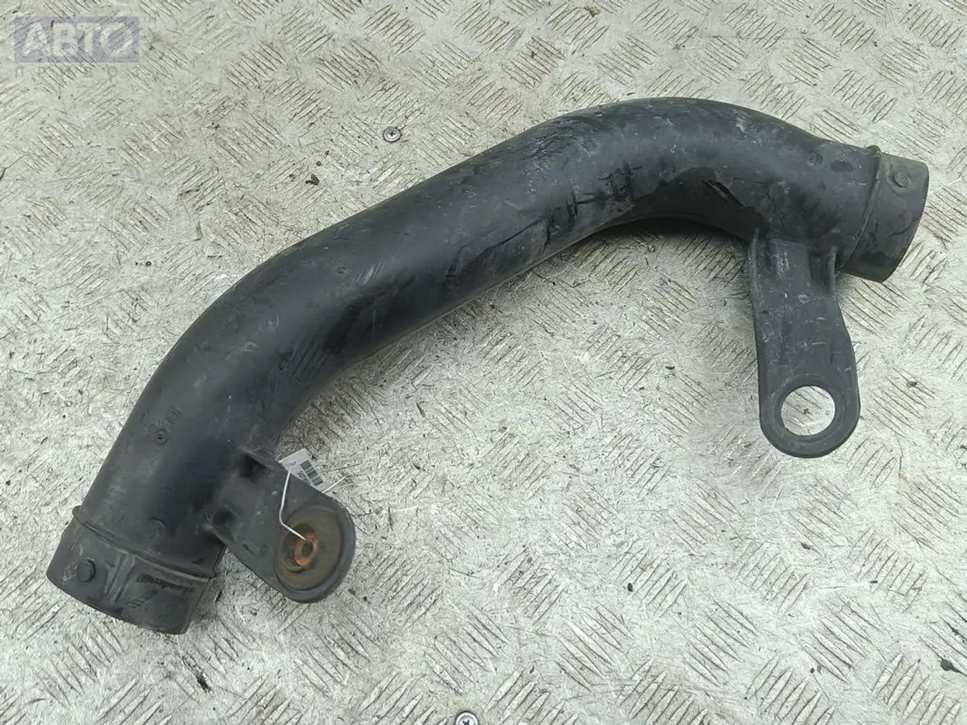 Воздухозаборник к Ford Mondeo 2004