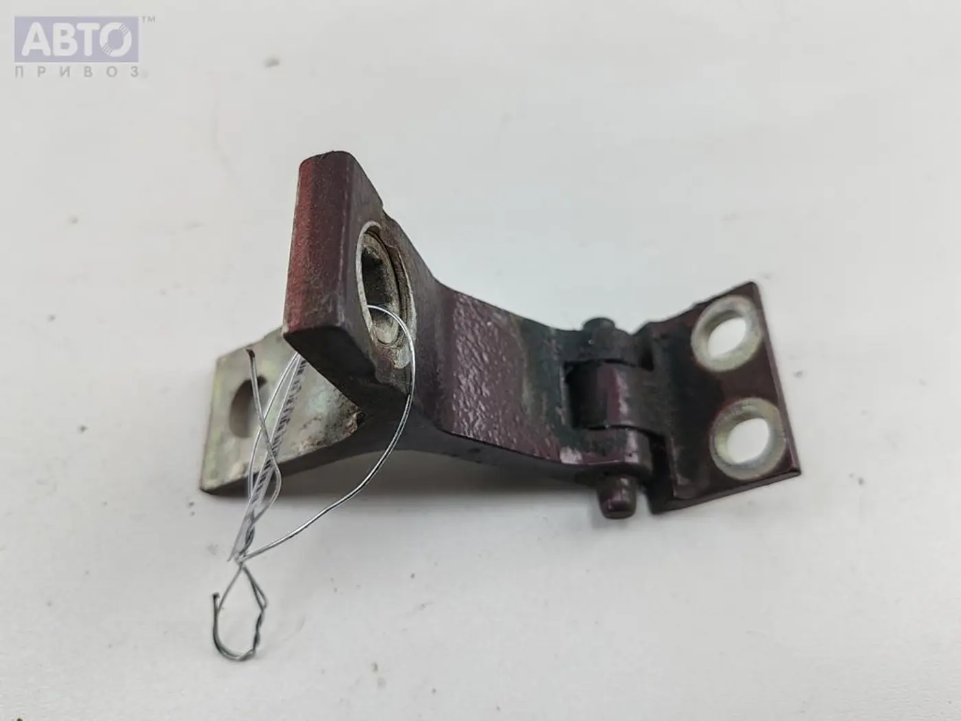 Петли к Audi 80 1992