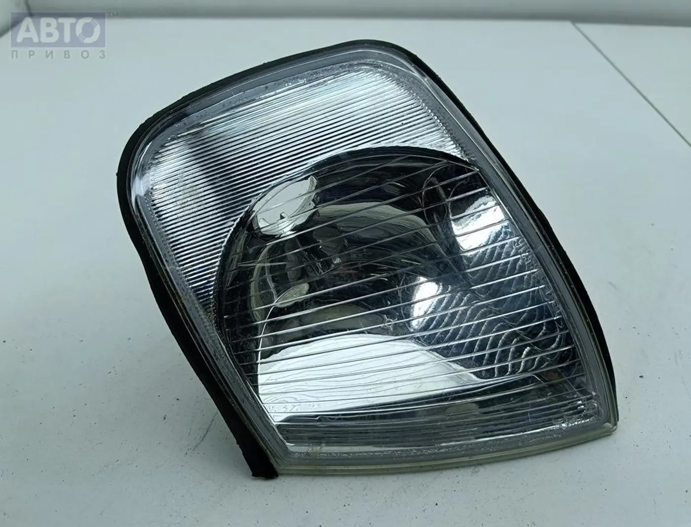 Повторитель передний левый к Audi A3 1997