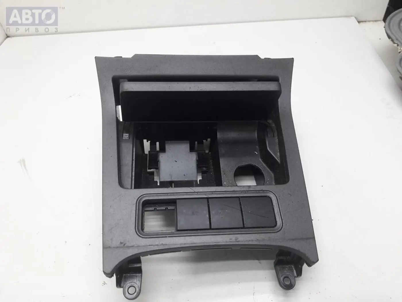 Пепельница к Volkswagen Golf 2005