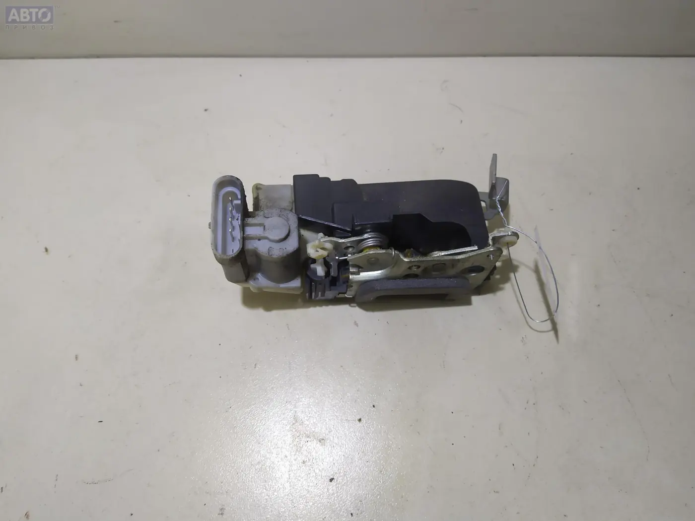 Замок двери к Fiat Punto 2002
