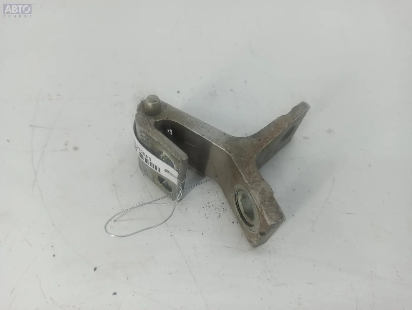 Петли к Audi 80 1987