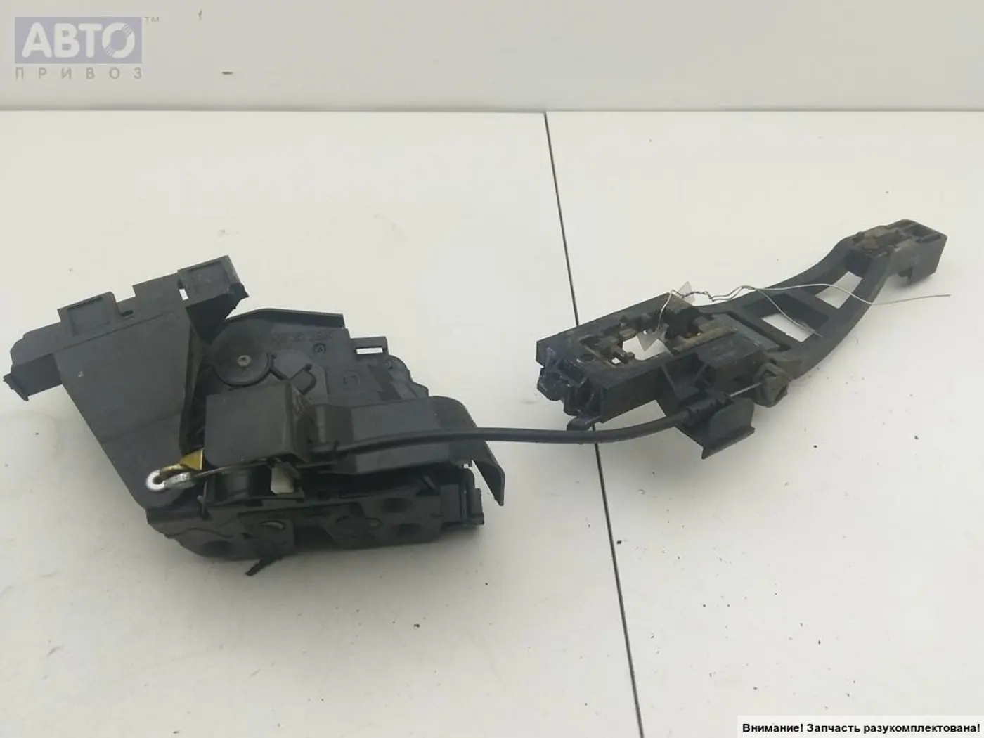 Лючок топливного бака к Ford C-MAX 2004