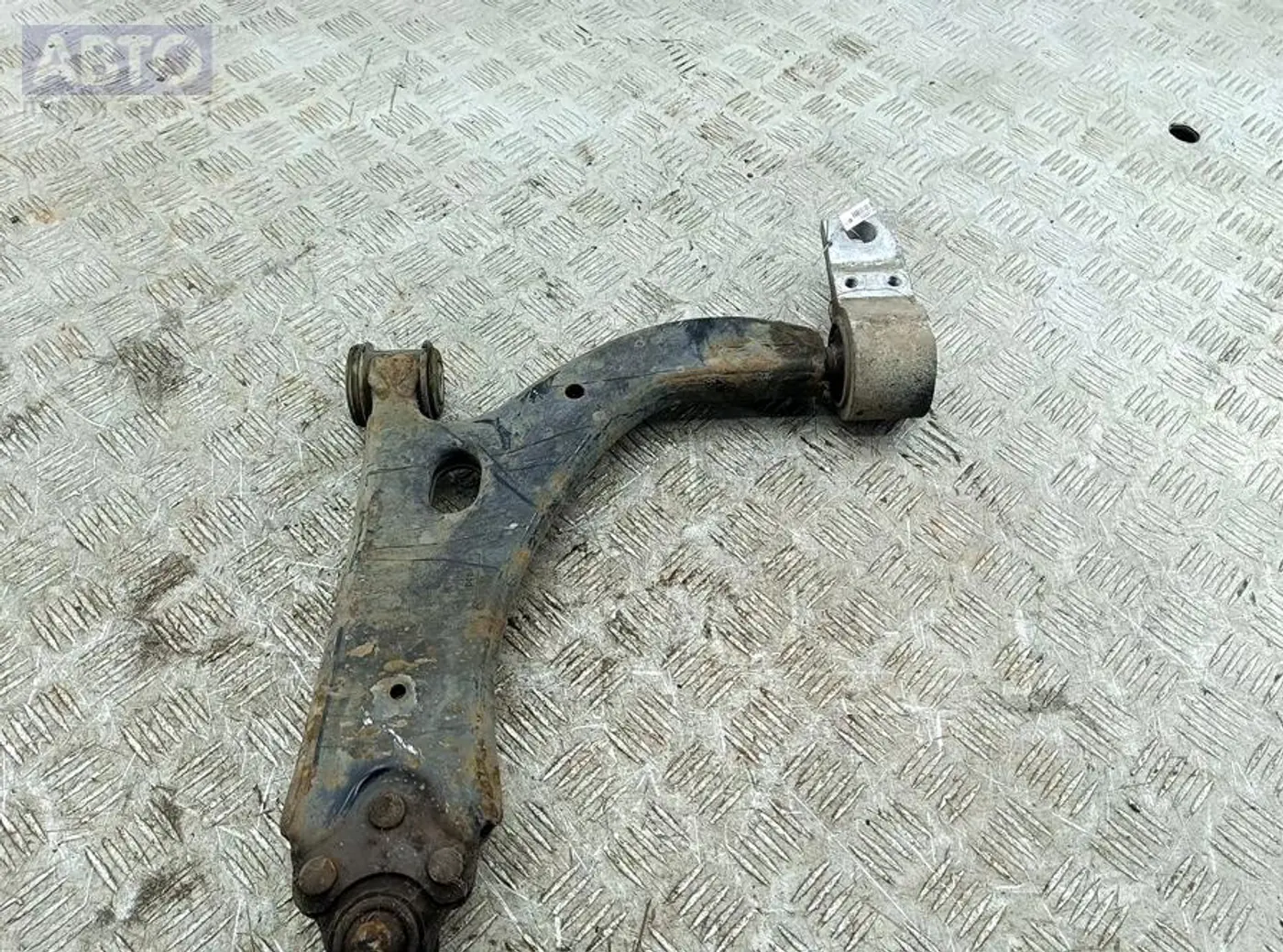 Рычаг задний к Ford Fusion 2007