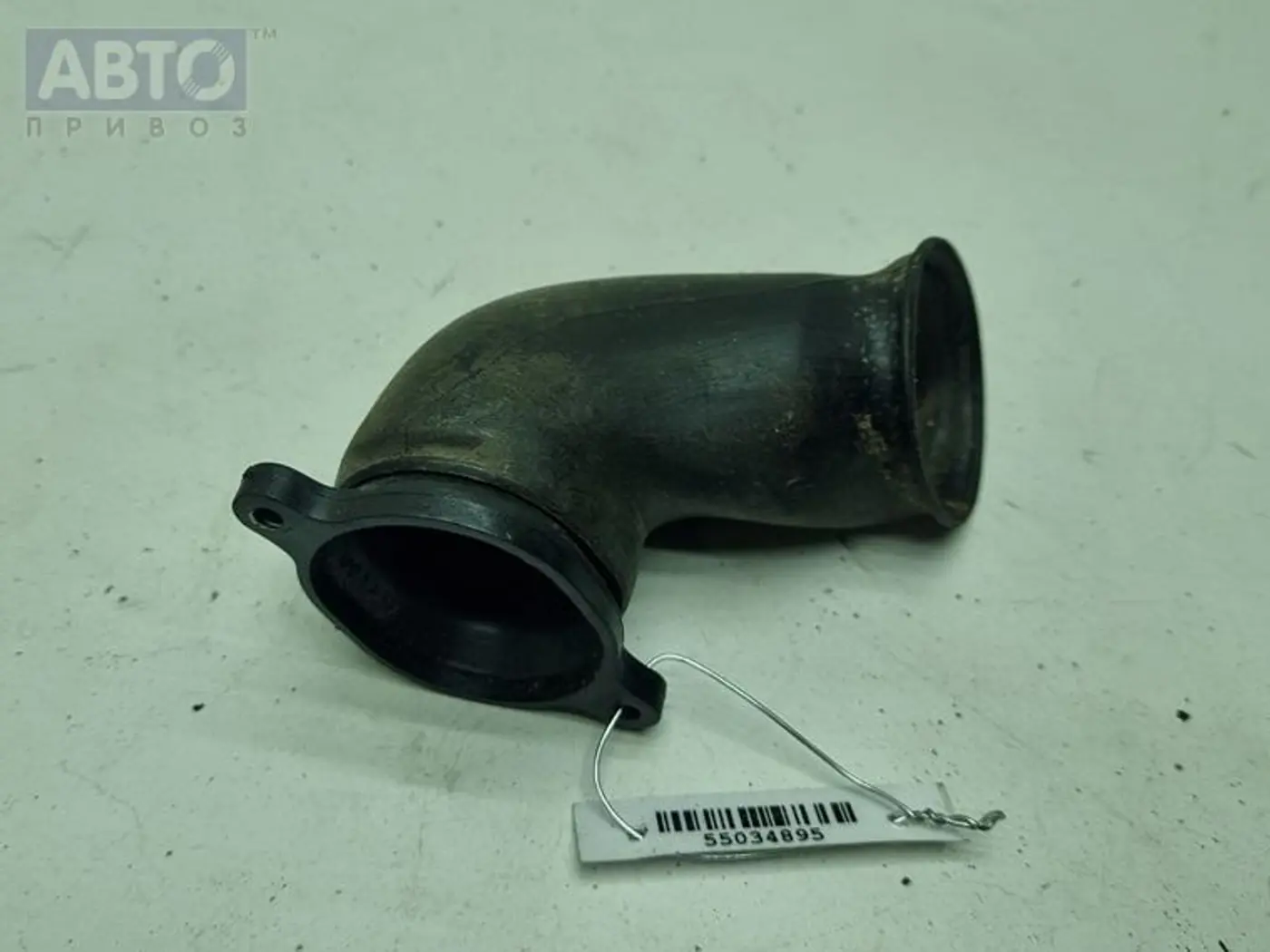 Гофра проводки багажника к Volkswagen Passat 1998