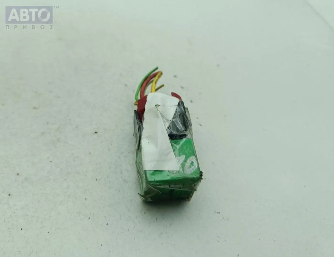Реле к Peugeot 206 2005