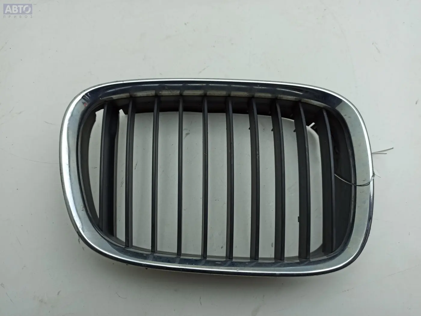 Решетка радиатора к BMW 5 series 2000